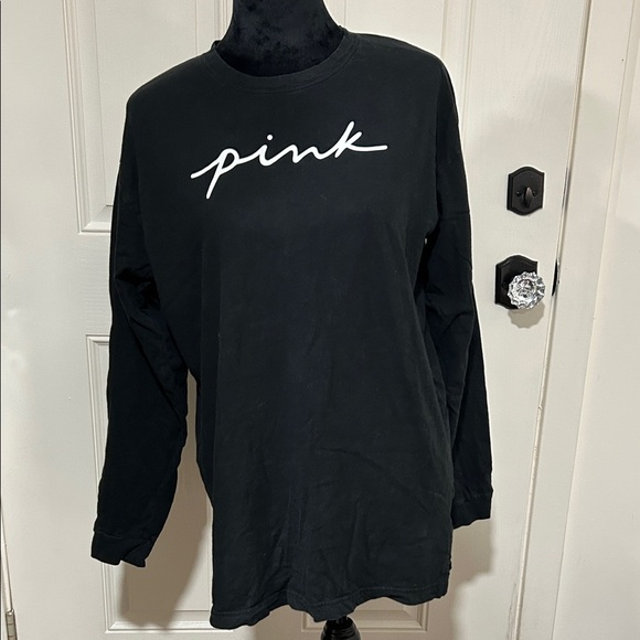 PINK Victoria's Secret Black Long Sleeve Tee - Picture 1 of 2